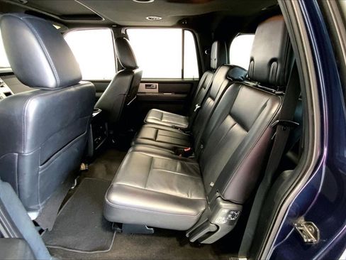 Used 2015 Ford Expedition EL XLT w/ Equipment Group 202A RWD image 24