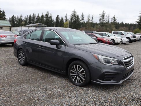 Used 2018 Subaru Legacy 2.5i Premium image 5