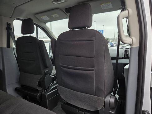 Used 2019 Ford Transit 350 XLT image 31