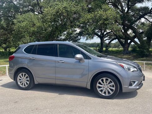 Used 2020 Buick Envision Essence FWD image 3