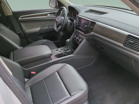 Used 2023 Volkswagen Atlas SE FWD image 20