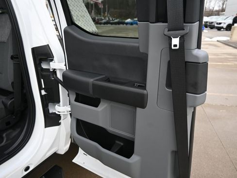 Used 2024 Ford F550 2WD SuperCab Super Duty w/ XLT Value Package image 86