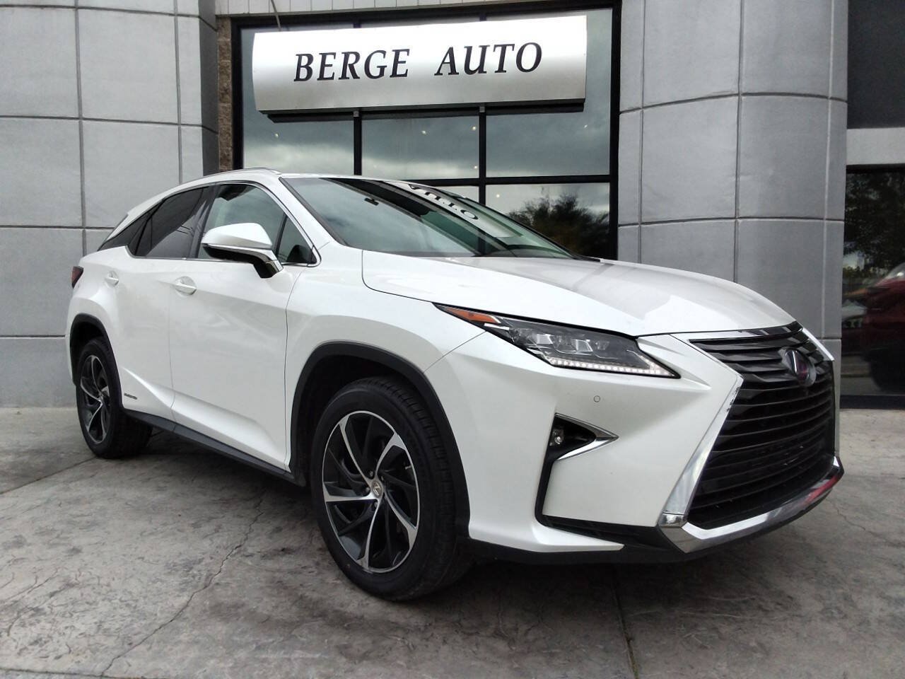 Used 2016 Lexus RX 450h AWD w/ Luxury Package image 1