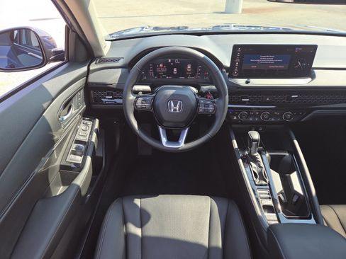 Used 2024 Honda Accord Touring image 25