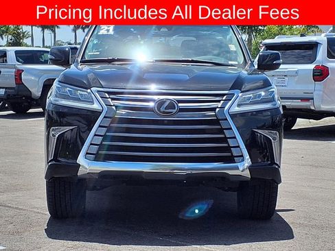 Used 2021 Lexus LX 570 4WD w/ Luxury Package image 2