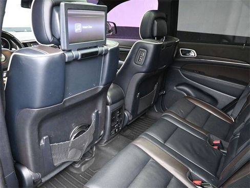 Used 2014 Jeep Grand Cherokee Overland w/ Advanced Technology Group image 19