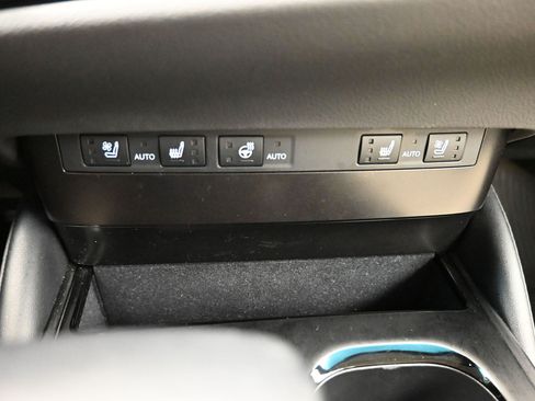 Used 2023 Lexus ES 250 w/ Premium Package AWD/4WD image 34