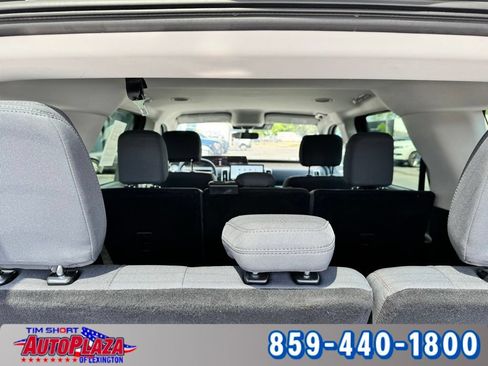 Used 2025 Ford Expedition Active AWD/4WD image 35