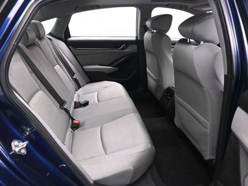 Used 2020 Honda Accord EX image 17