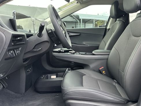 New 2025 Kia EV6 Light w/ Light LR Technology Package image 15