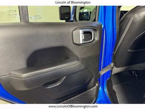 Used 2022 Jeep Wrangler Unlimited Sahara w/ Cold Weather Group image 56