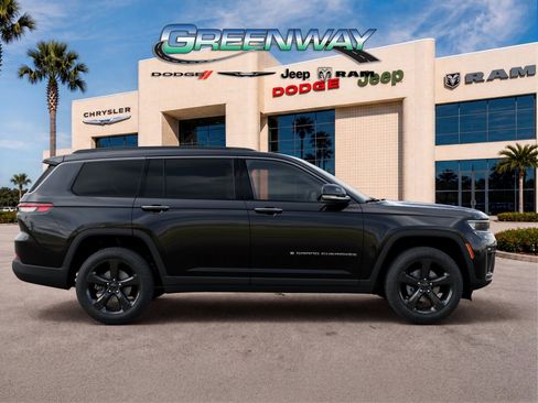 New 2026 Jeep Grand Cherokee L Limited w/ Limited Altitude Package RWD image 21