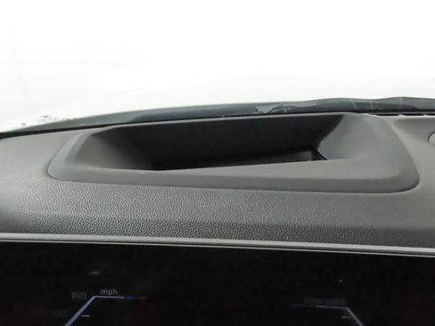 Used 2025 BMW 230i xDrive Coupe w/ M Sport Package AWD/4WD image 16