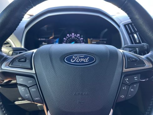 Used 2019 Ford Edge SEL w/ Equipment Group 201A AWD/4WD image 13