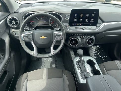 Used 2025 Chevrolet Blazer LT FWD image 15