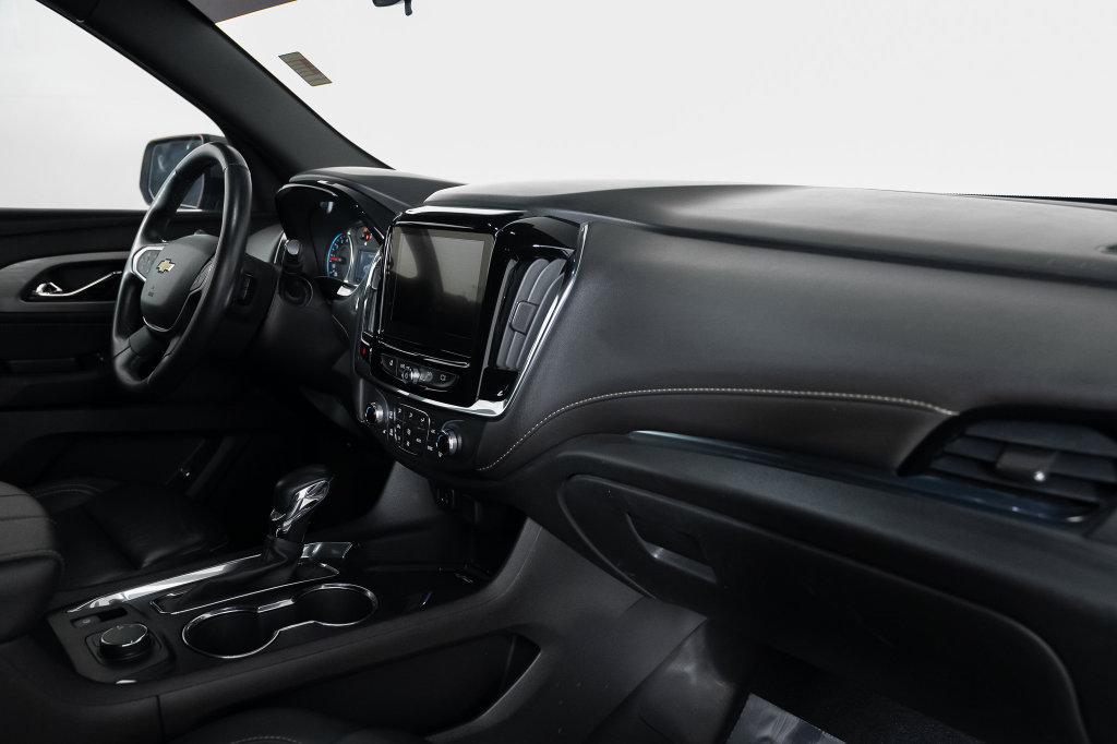 Used 2023 Chevrolet Traverse LT FWD image 38
