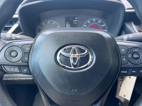 Certified 2025 Toyota Corolla LE image 23