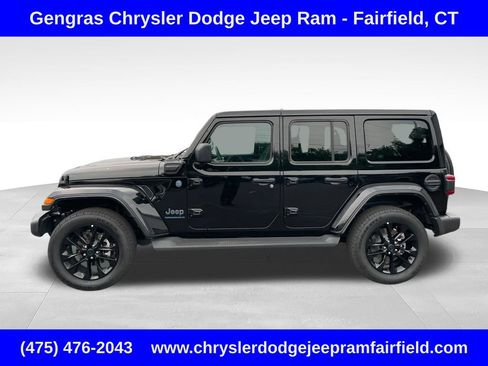 Certified 2025 Jeep Wrangler Unlimited Sahara AWD/4WD image 4