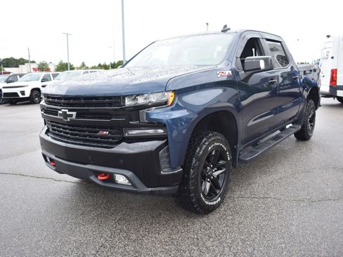 Used 2020 Chevrolet Silverado 1500 LT Trail Boss AWD/4WD image 4