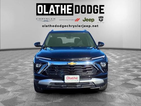 Used 2025 Chevrolet TrailBlazer LT w/ Driver Confidence Package image 29