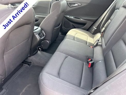 Used 2024 Chevrolet Malibu LT FWD image 28