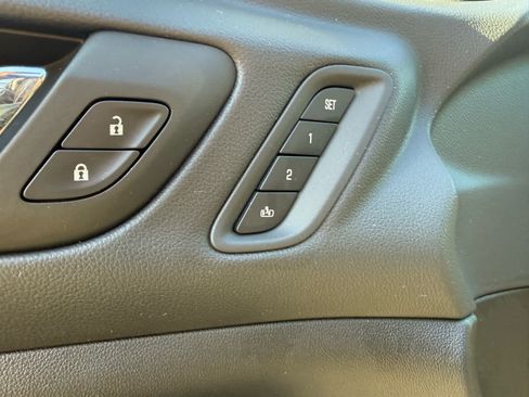 Used 2023 GMC Acadia AT4 w/ Technology Package AWD/4WD image 18