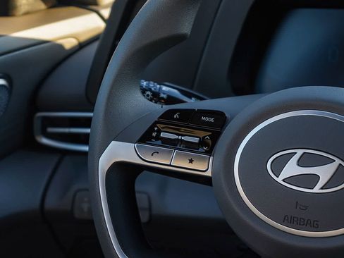 New 2026 Hyundai Elantra SE image 18