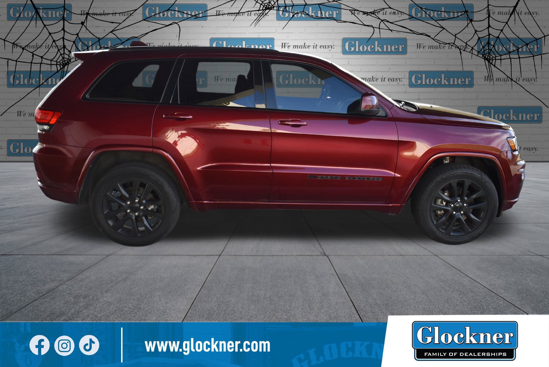 Used 2022 Jeep Grand Cherokee Laredo X AWD/4WD image 4
