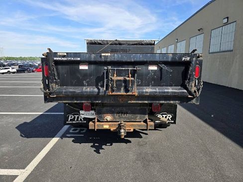Used 2022 Ford F550 4x4 Regular Cab Super Duty image 4