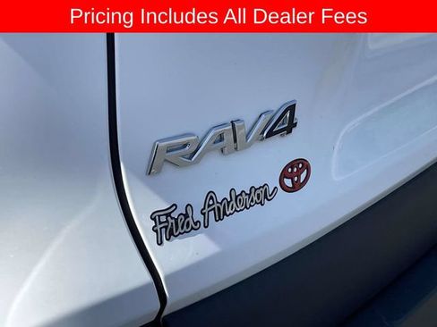 Used 2024 Toyota RAV4 XLE w/ Convenience Package AWD/4WD image 11