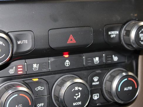 Used 2022 RAM 1500 Laramie image 46