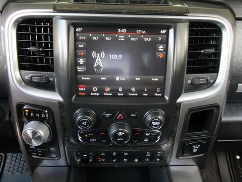 Used 2018 RAM 1500 Limited AWD/4WD image 28