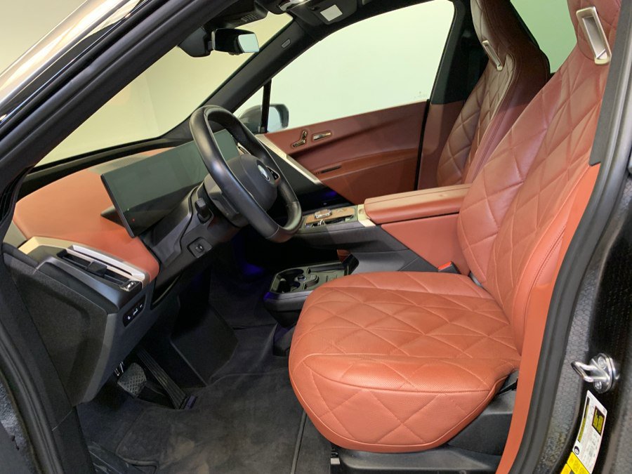 Used 2023 BMW iX M60 w/ Executive Package AWD/4WD image 2
