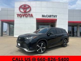 Used 2021 Toyota Highlander XSE FWD video 1