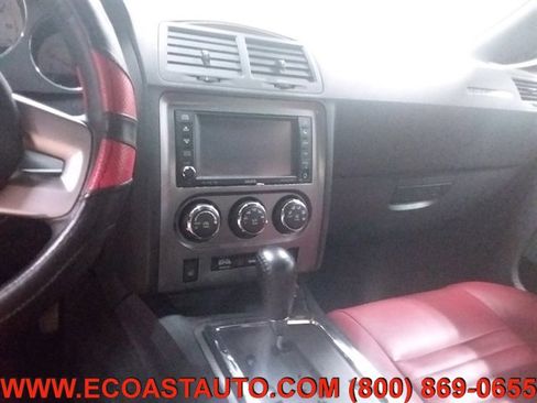 Used 2013 Dodge Challenger R/T image 10