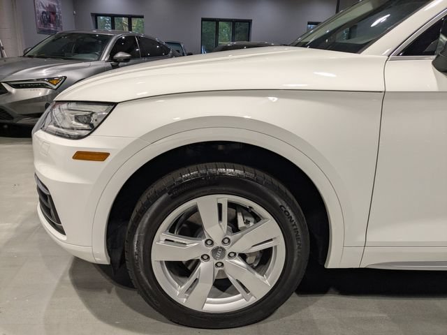 Used 2019 Audi Q5 2.0T Premium w/ Convenience Package AWD/4WD image 4