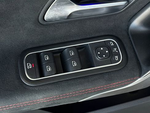 Used 2023 Mercedes-Benz CLA 35 AMG 4MATIC w/ Exterior Lighting Package image 26