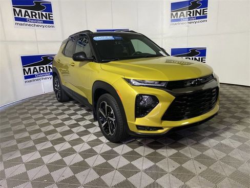 Certified 2023 Chevrolet TrailBlazer RS w/ Sun and Liftgate Package image 1