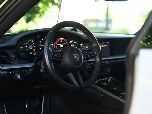 Used 2020 Porsche 911 Carrera S RWD image 12