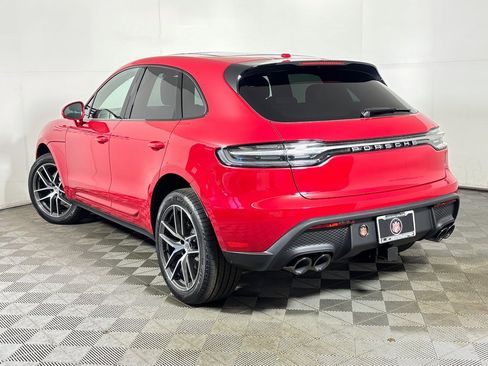 New 2026 Porsche Macan image 3
