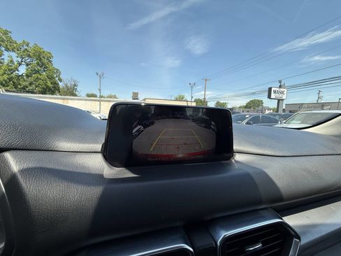 Used 2017 MAZDA CX-5 Sport AWD/4WD image 19