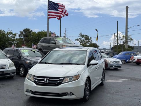 Used 2015 Honda Odyssey Touring Elite image 1