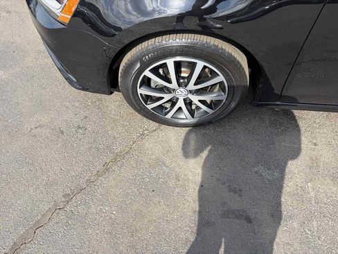 Used 2018 Volkswagen Jetta SE FWD image 34