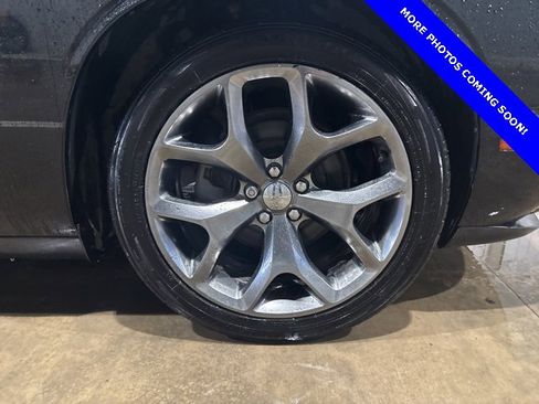 Used 2016 Dodge Challenger SXT image 8