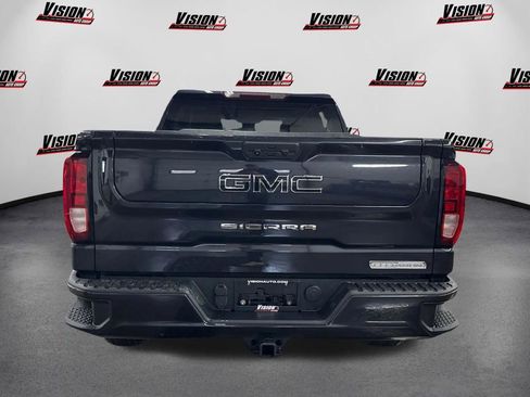 Used 2022 GMC Sierra 1500 Elevation w/ LPO, Elevation Black Package AWD/4WD image 6