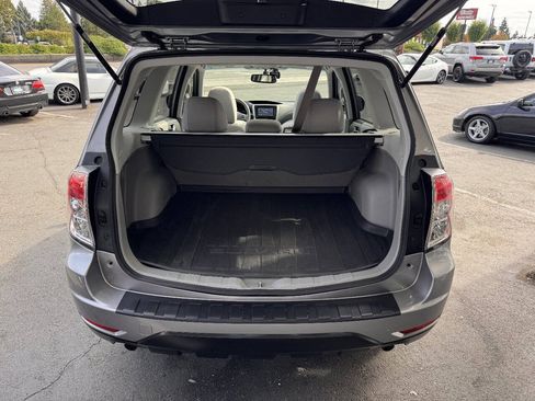 Used 2011 Subaru Forester 2.5X Premium AWD/4WD image 6