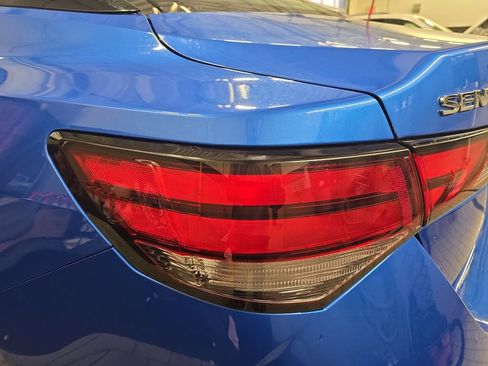 Used 2021 Nissan Sentra SV image 32