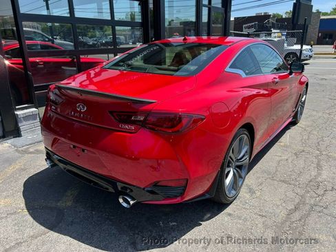 Used 2022 INFINITI Q60 Red Sport 400 AWD/4WD image 3