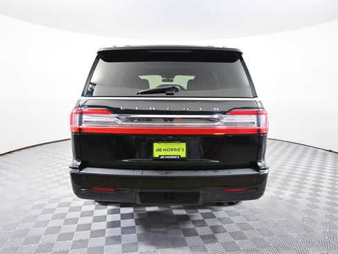 Used 2018 Lincoln Navigator Reserve w/ Technology Package AWD/4WD image 5