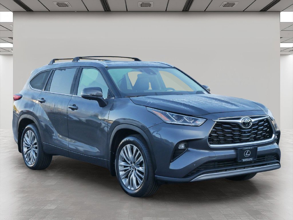 Used 2023 Toyota Highlander Platinum AWD/4WD image 1